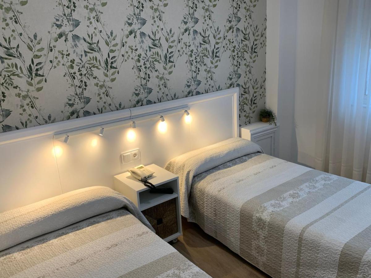 Hostal Linar A Coruña Zewnętrze zdjęcie